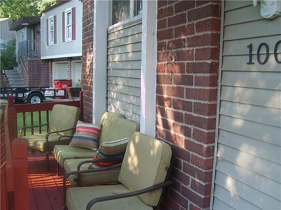 3rd image of 1009 NW Berkshire Dr