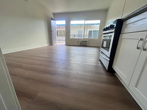 9023 Orion Ave #Y23 Photo 1