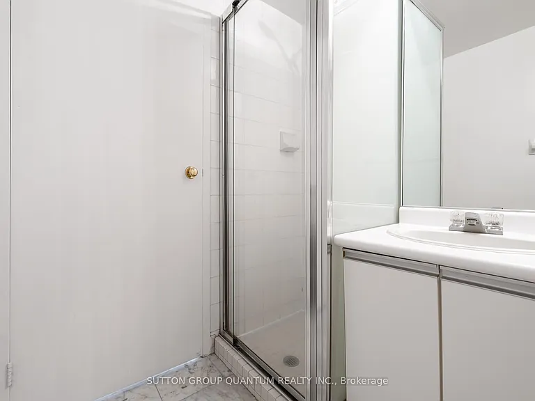 10 Yonge St #2113 — Photo 16