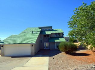 1180 Mesa Ridge Dr SW, Los Lunas, NM 87031