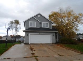 6654 Summer Shores Dr SE, Grand Rapids, MI