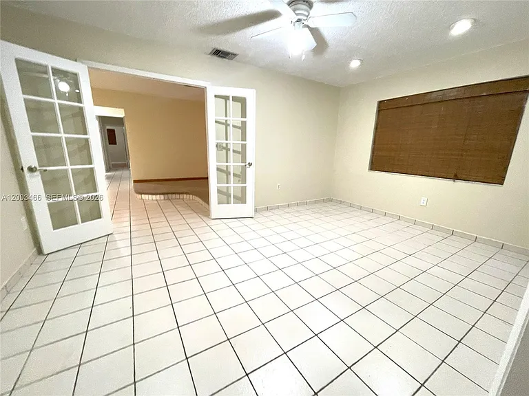 1556 San Benito Ave — Photo 6