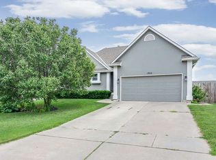 1902 S Goebel St, Wichita, KS 67207