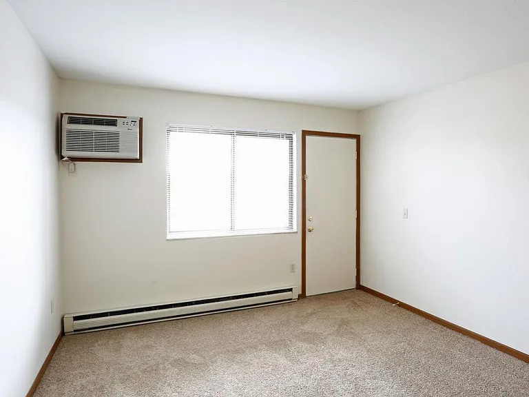 Walbridge Apartments — Photo 11