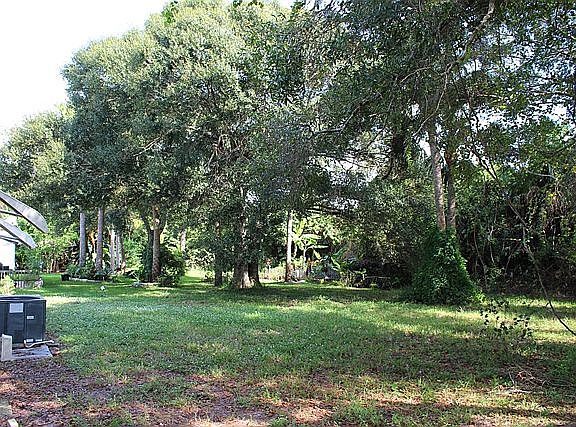 5th image of 130 Baez Ct
