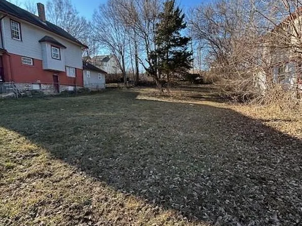 2018 Kansas Ave, Kansas City, MO 64127