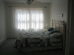 11436 Kings Point Rd, Alanson, MI 49706