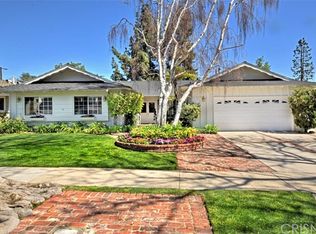 9718 Quartz Ave, Chatsworth, CA 91311