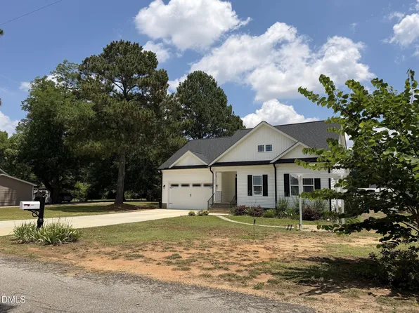 1004 Butler Dr, Erwin, NC 28339