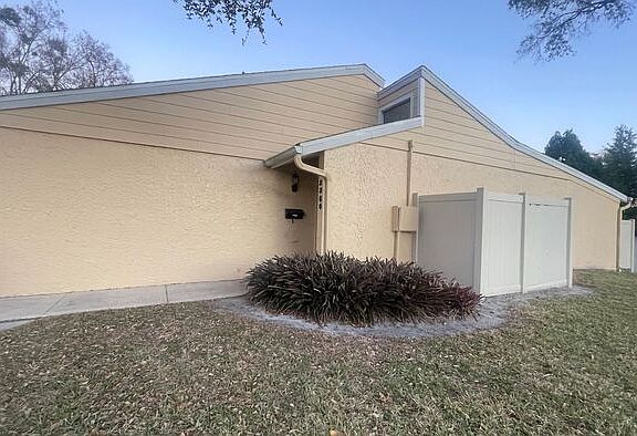 2nd image of 5360 Skelly Sq #1006