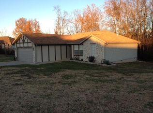 126 Micahs Xing, Reeds Spring, MO 65737