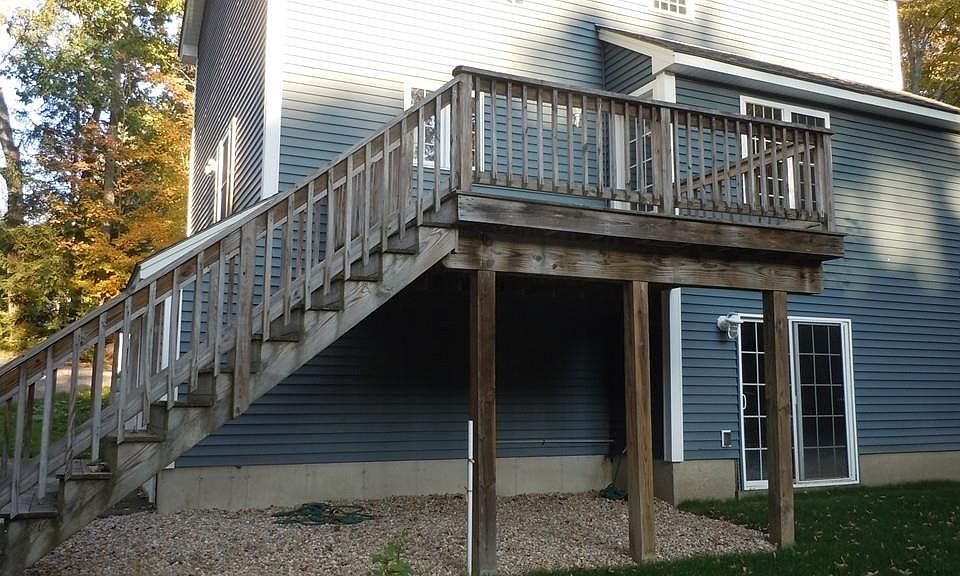 2nd image of 19 Brown St