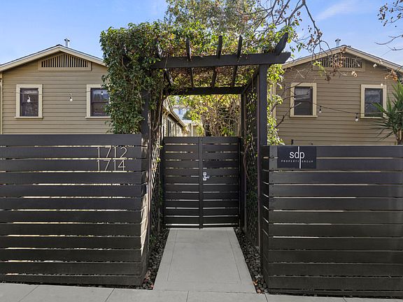 3rd image of 1712 Echo Park Ave