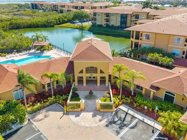 4323 Bayside Village Dr APT 105, Tampa, FL 33615