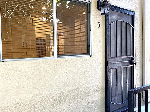5th image of 3121 E Theresa St APT 5