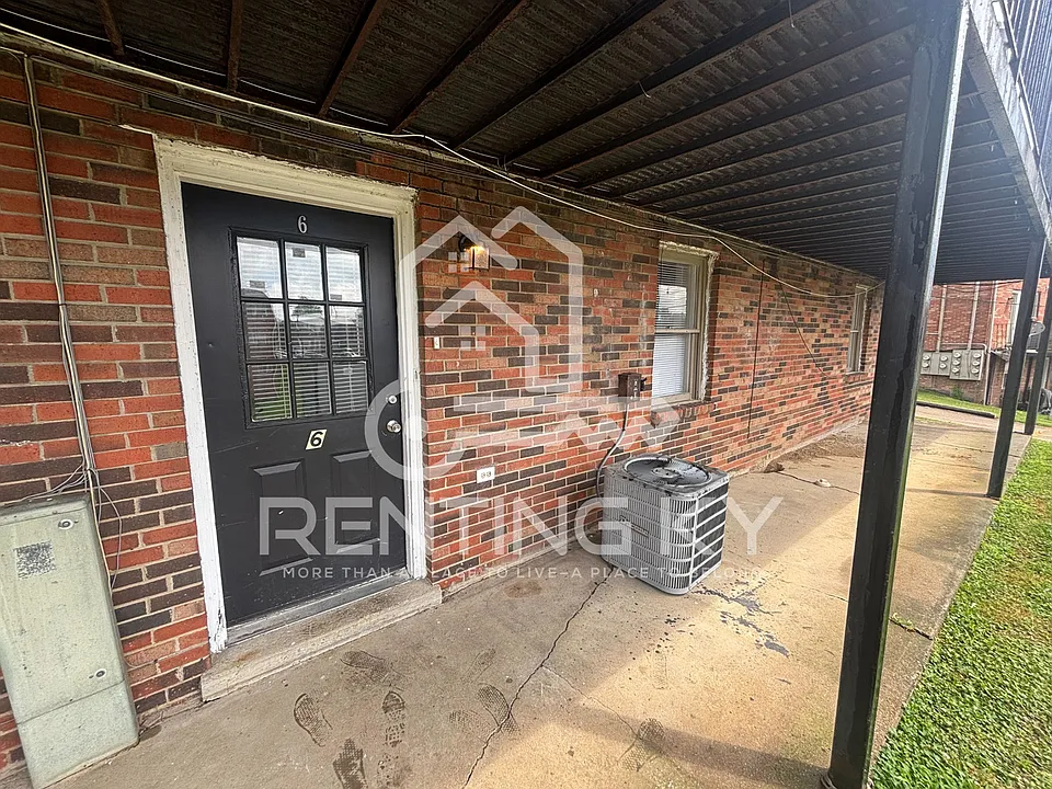 1642 Foxhaven Dr