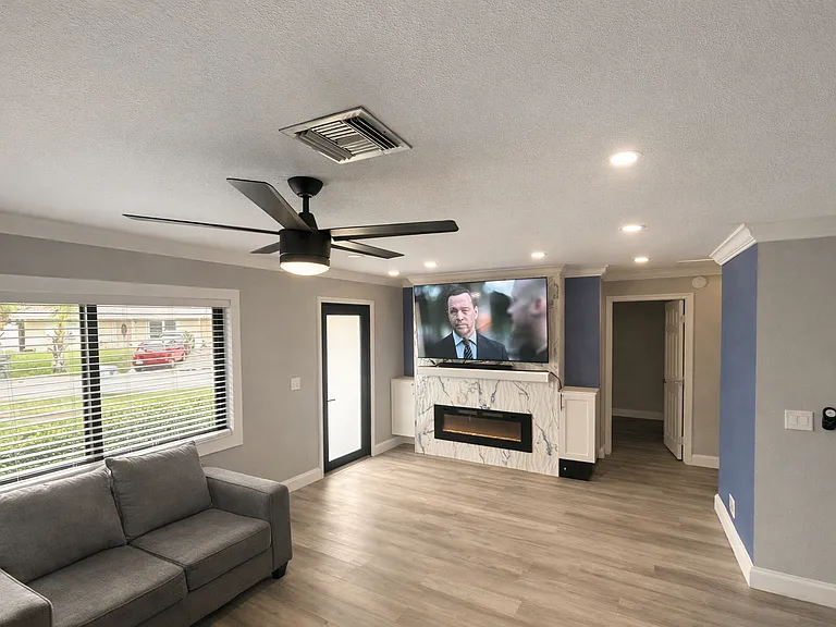 7344 Palmdale Dr — Photo 8