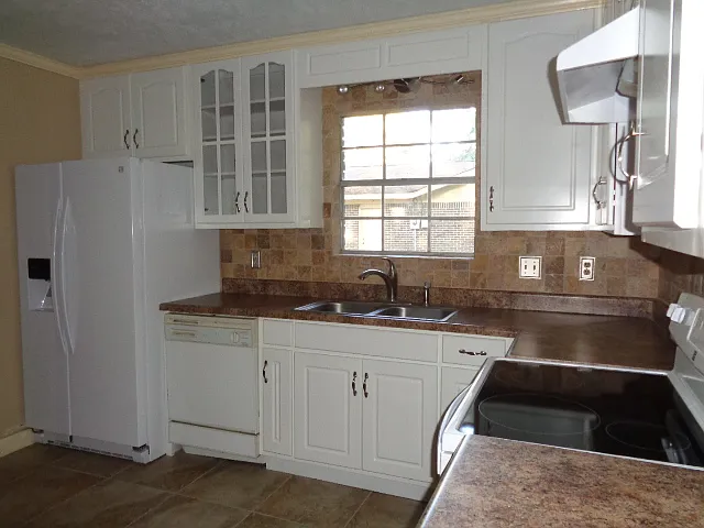 108 Crepe Myrtle Dr — Photo 8
