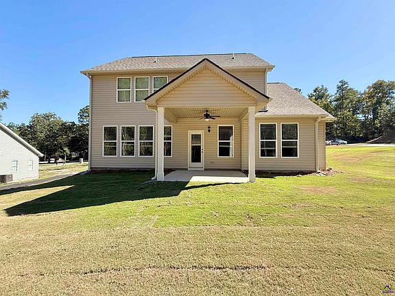 2nd image of 906 Chapman Dr #46