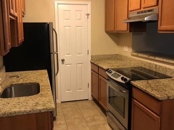 695 Manhattan Dr, Boulder, CO