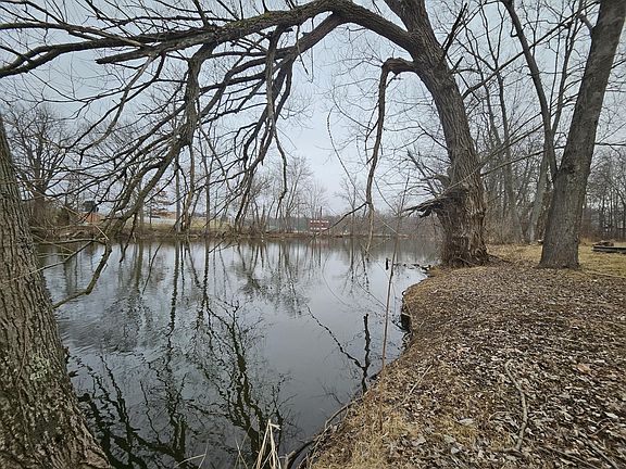2nd image of 319 W High St
