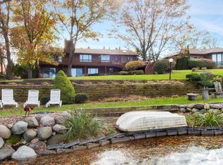 W5330 Plantation Rd, Elkhorn, WI 53121