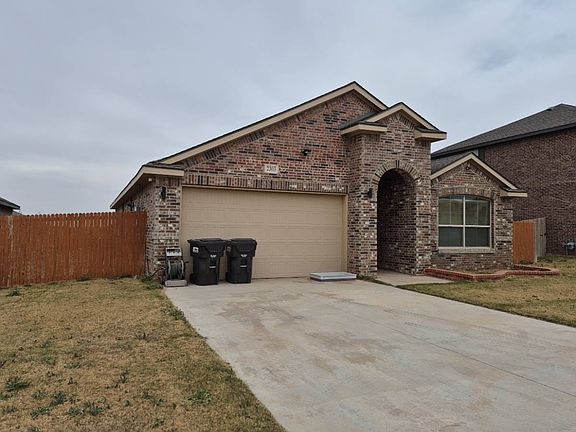 3rd image of 2303 Scenic Rd