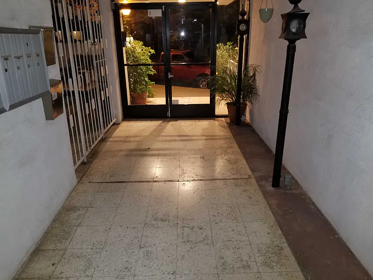 Comercio Ln — Photo 38