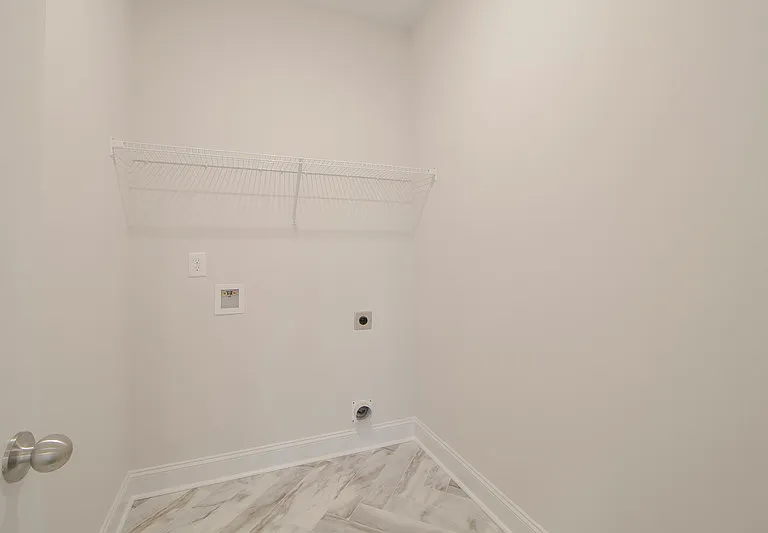 2090 Ireland Way — Photo 6