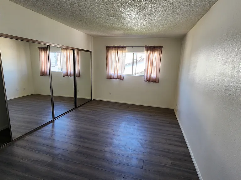 11271 Otsego St #204 — Photo 9