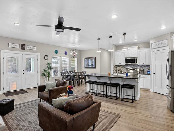 3rd image of 1757 Wayfarer Way