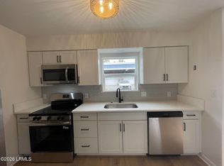 900 Brotherhood Rd #E-3, Beaufort, SC 29902