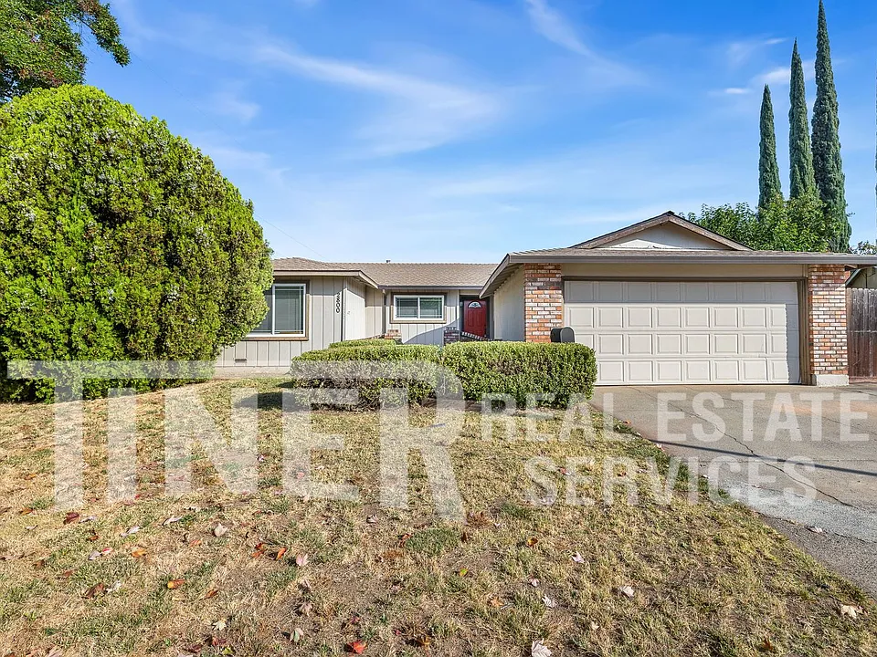 2800 Sarina Ct