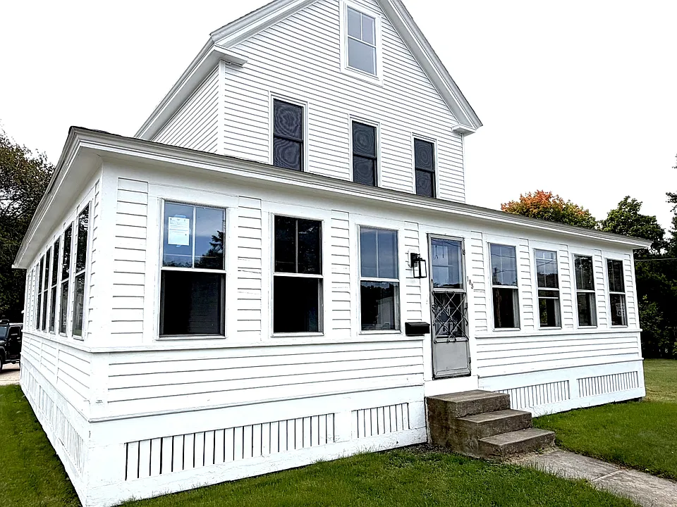 185 Jones Ave