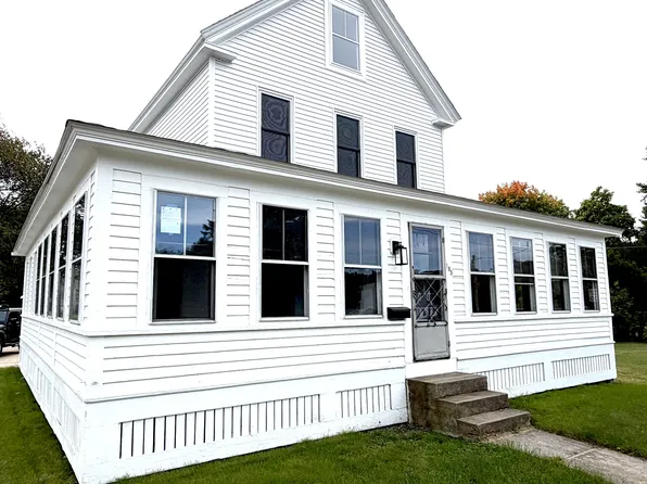 185 Jones Ave, Portsmouth, NH 03801