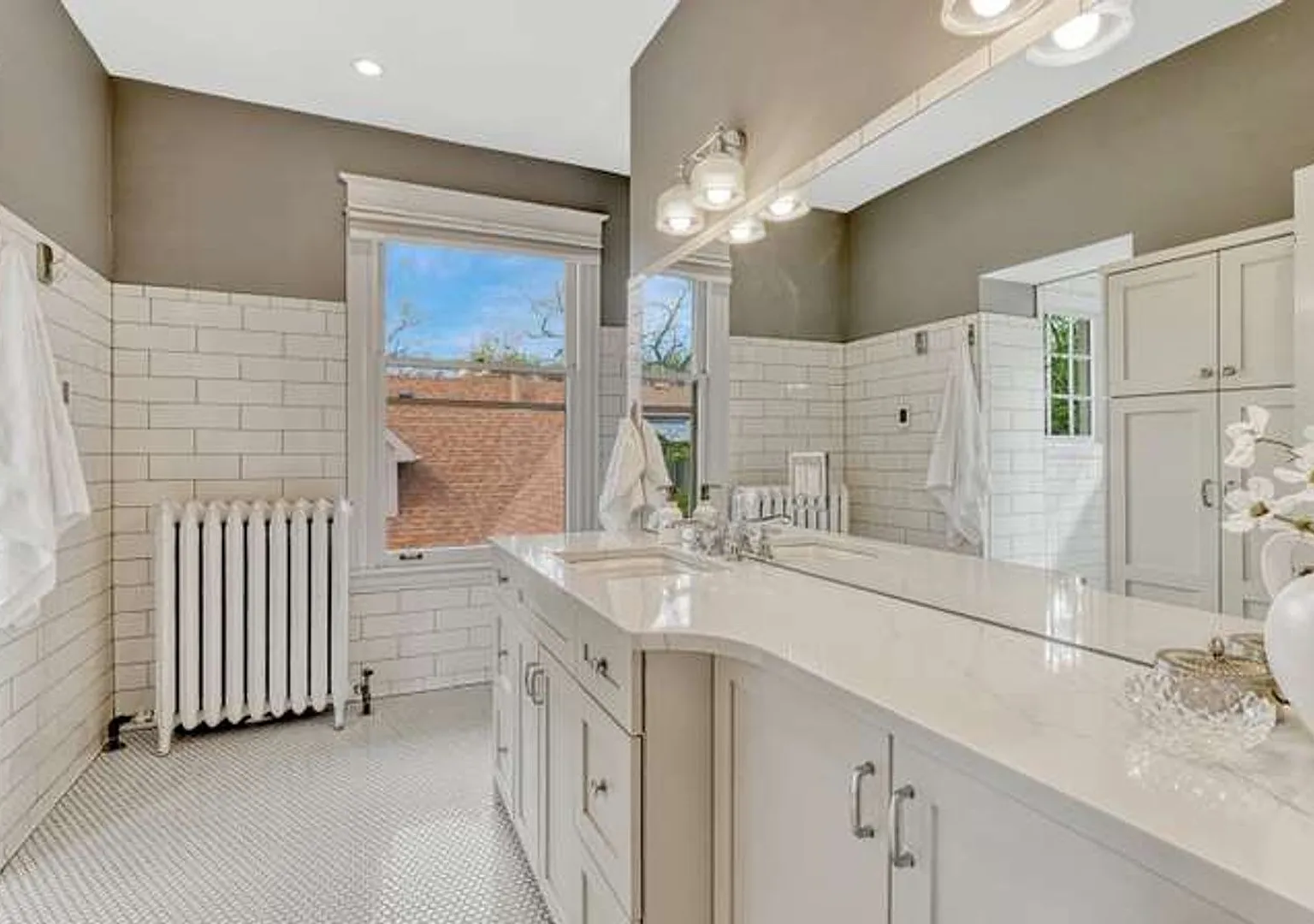 About This Property! — Photo 3