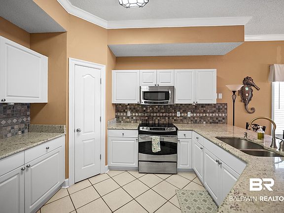 4th image of 1021 W Beach Blvd #Penthouse E