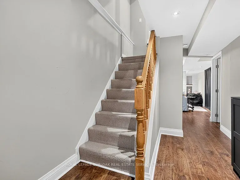 2354 Marine Dr — Photo 33