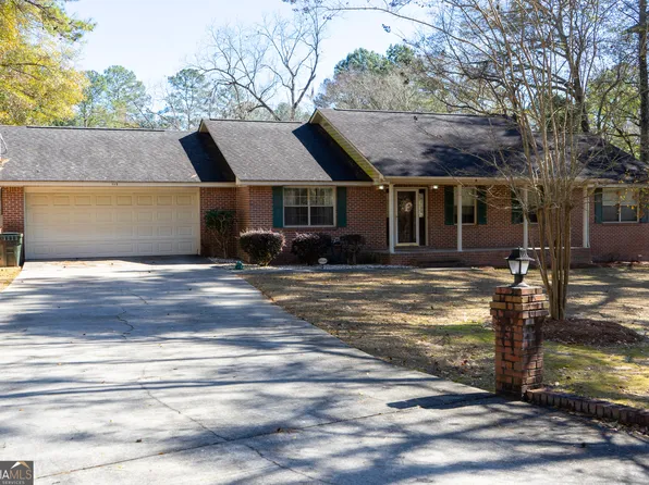 115 Whispering Woods Cv, Thomasville, GA 31757