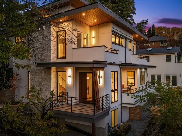 614 33rd Avenue E, Seattle, WA 98112