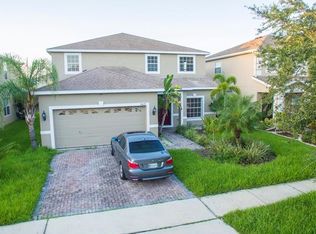 8829 Cameron Crest Dr, Tampa, FL 33626