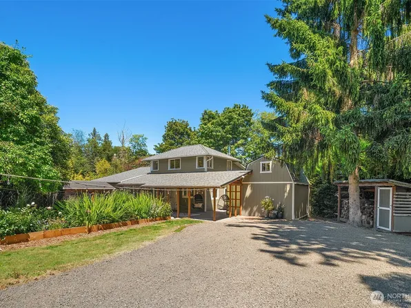 10967 103rd Avenue SW, Vashon, WA 98070