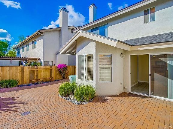 5th image of 2335 Manzana Way
