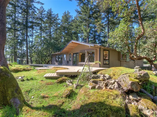 77 Oak Lane, Orcas Island, WA 98243