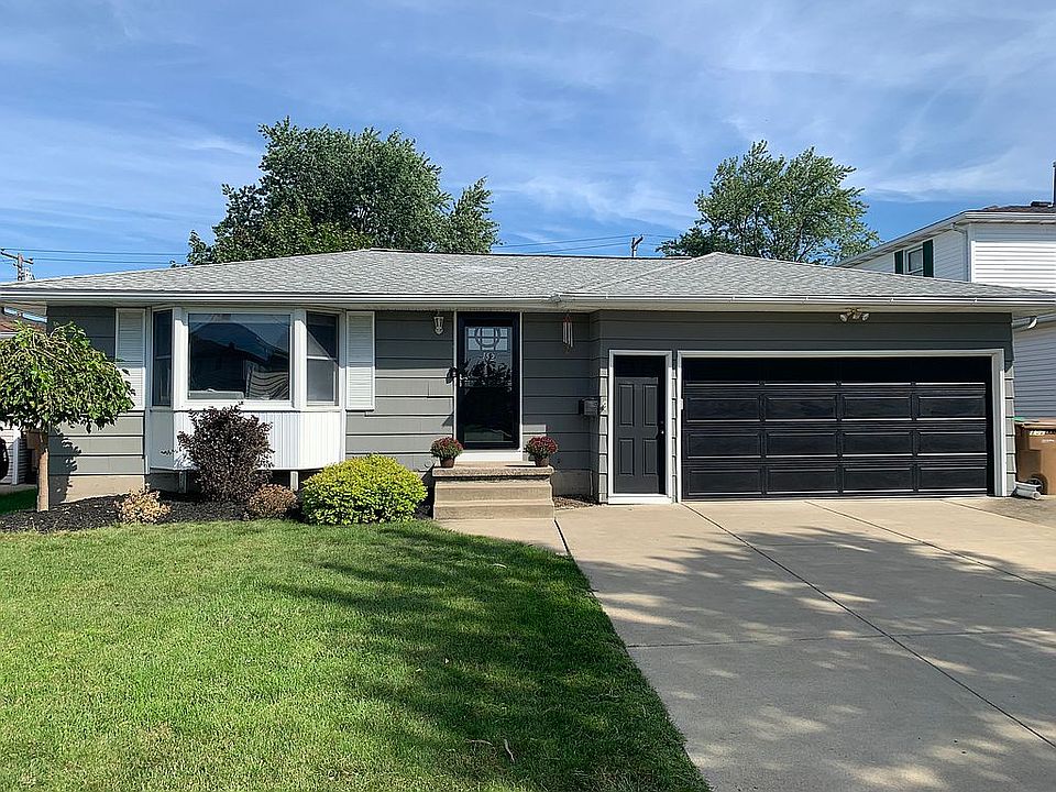 1st image of 152 Crandon Blvd