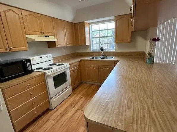 (undisclosed Address), Cooper City, FL 33330