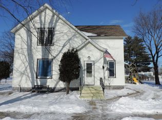 214 Ellington St, West Concord, MN 55985