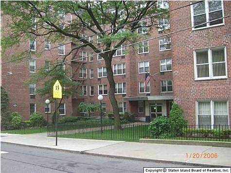 1st image of 50 Fort Pl APT A3e