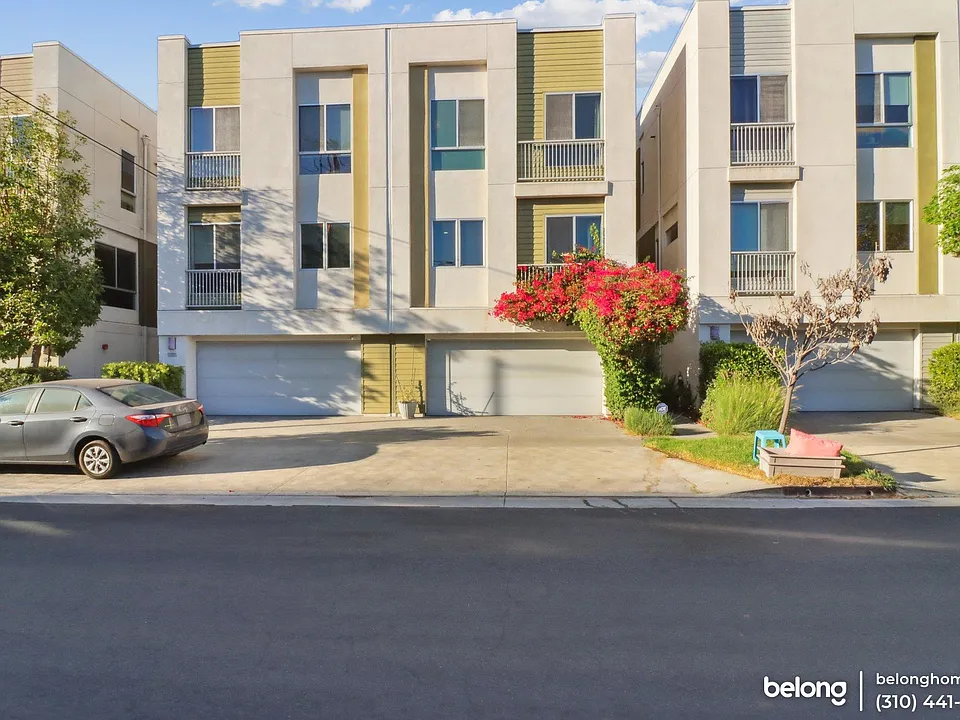 5907 Saturn St