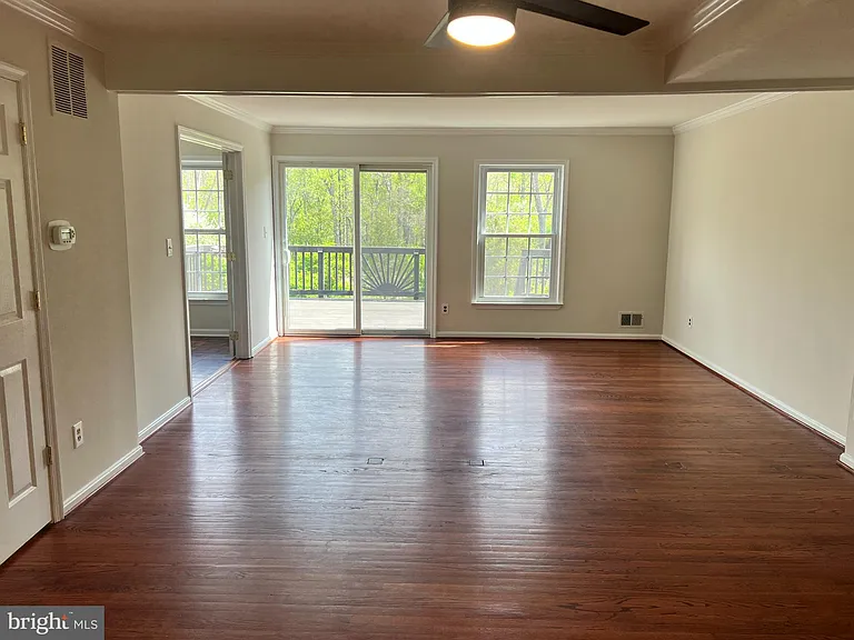 516 Meadow Hall Dr #D516 — Photo 7